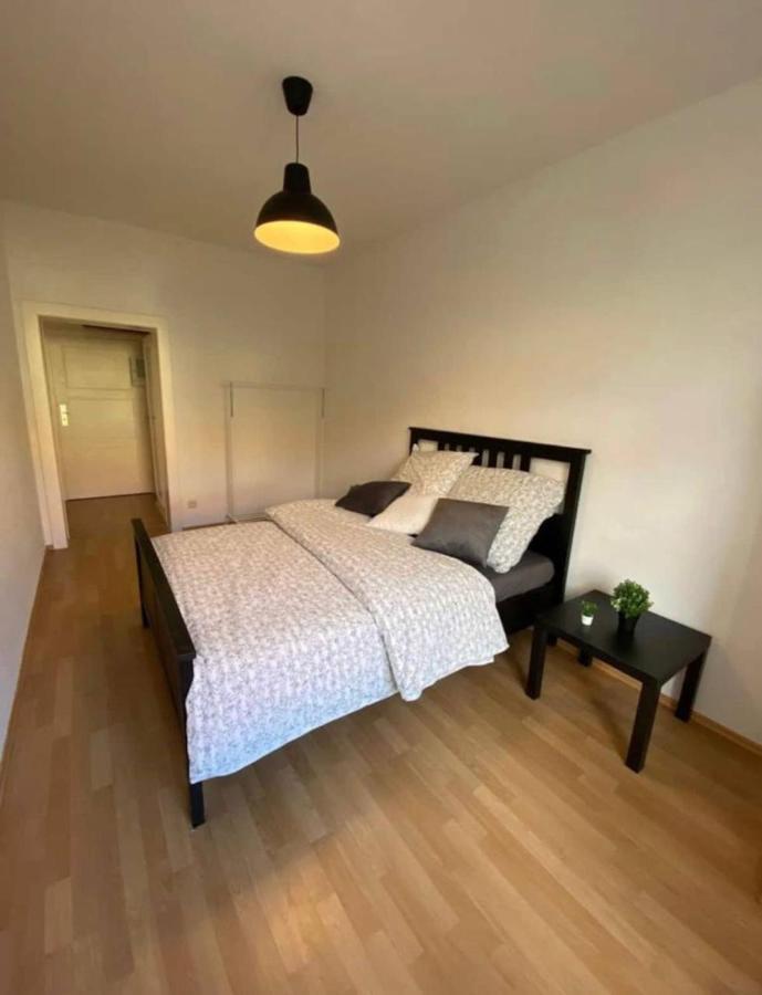 Schones Zimmer Naher Bahnhof Neustadt Dresden Zentral Wlan Екстериор снимка